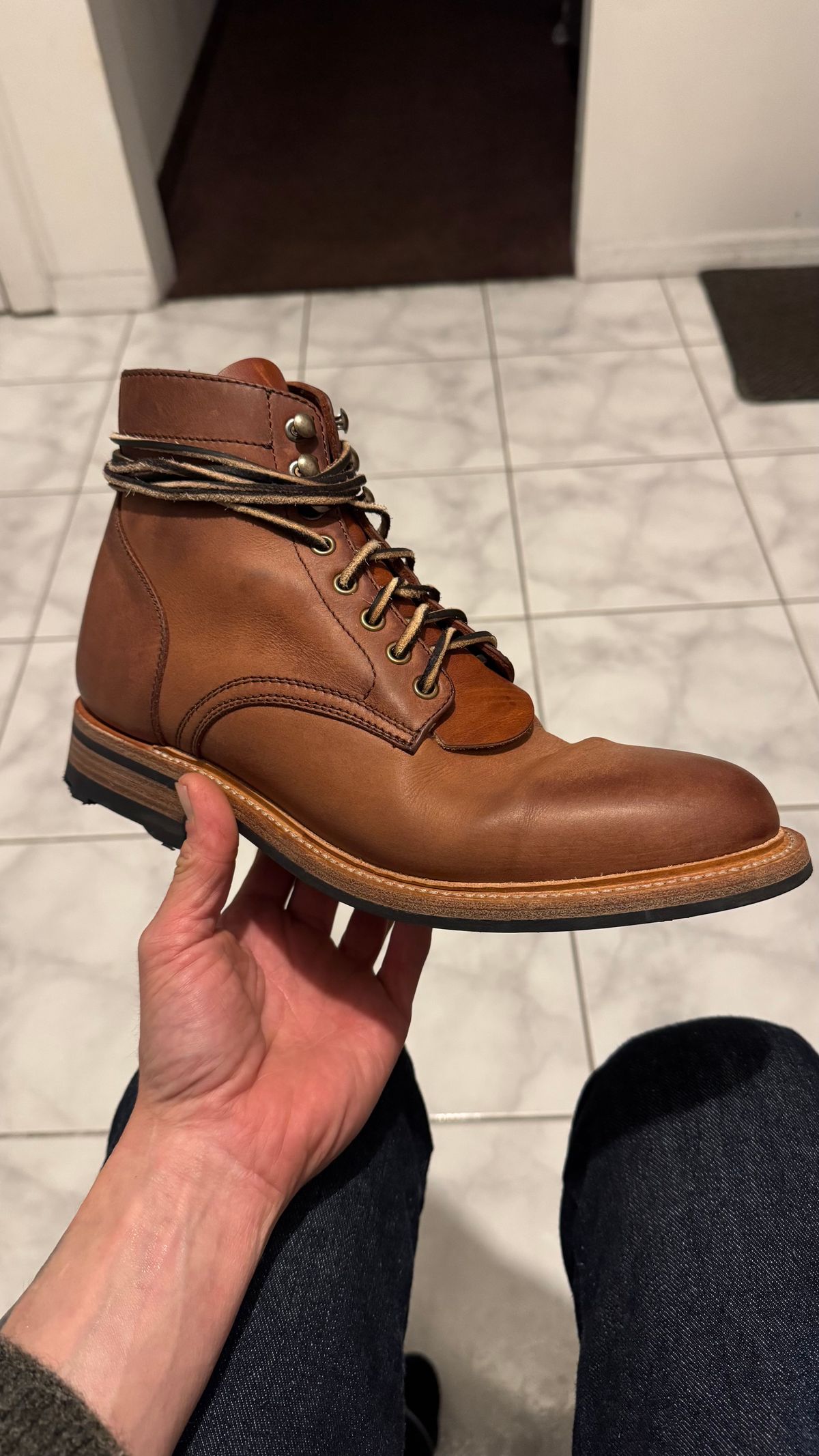 Photo by Josephjay21 on April 14, 2025 of the Parkhurst The Allen in Rust Waxy.