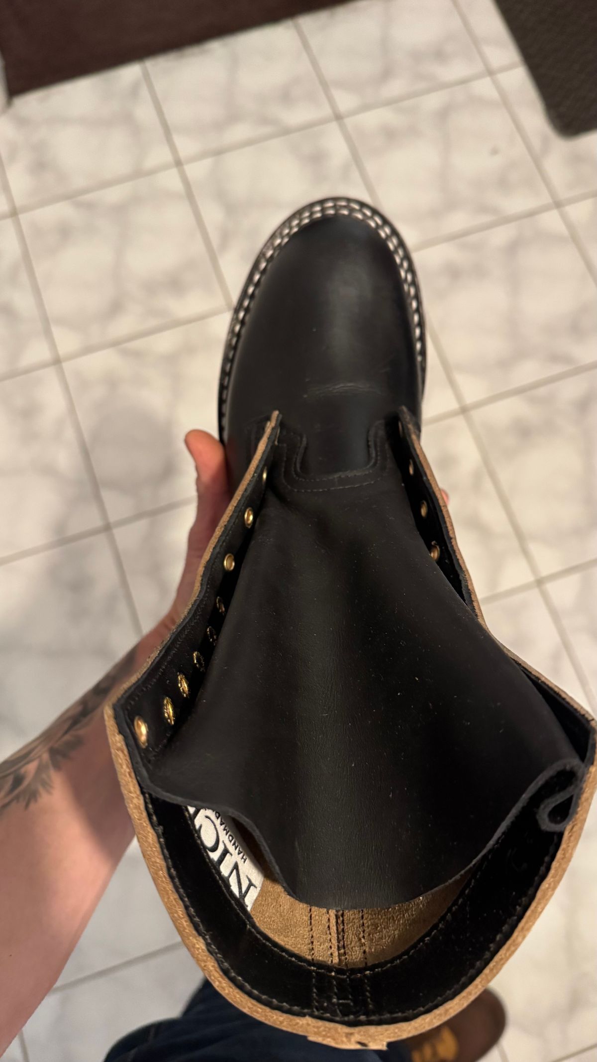 Photo by Josephjay21 on March 3, 2025 of the Nicks Officer in Horween Black Chromexcel.