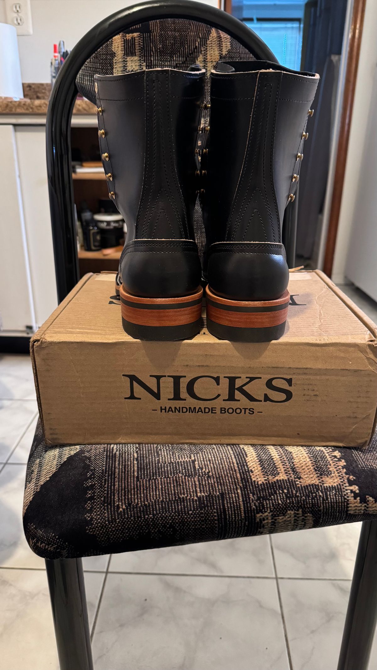 Photo by Josephjay21 on March 3, 2025 of the Nicks Officer in Horween Black Chromexcel.