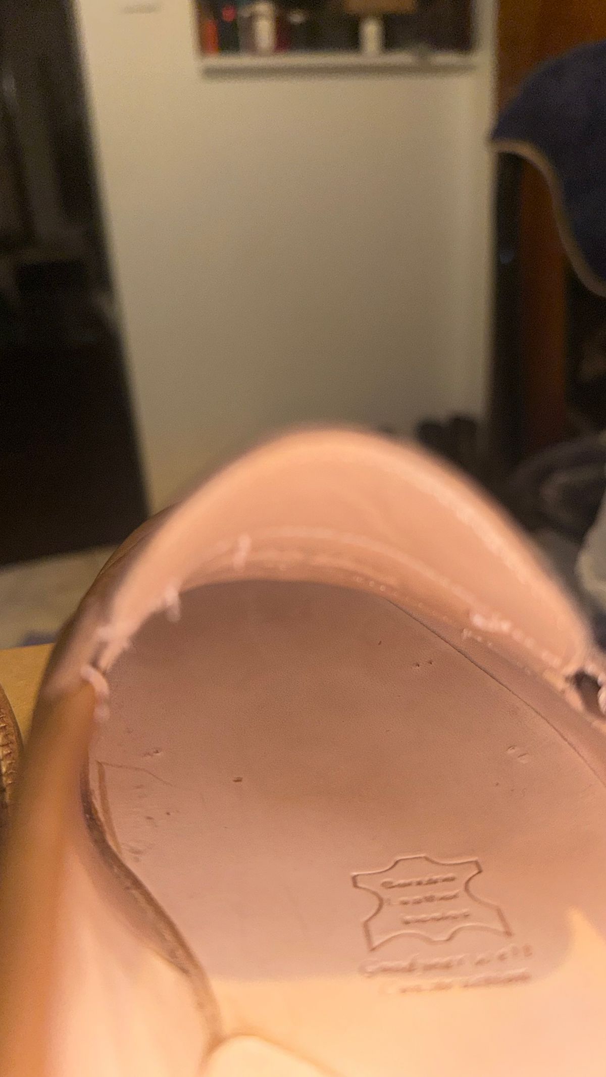 Photo by Josephjay21 on August 1, 2025 of the Grant Stone Traveler Penny in Horween Dune Chromexcel.
