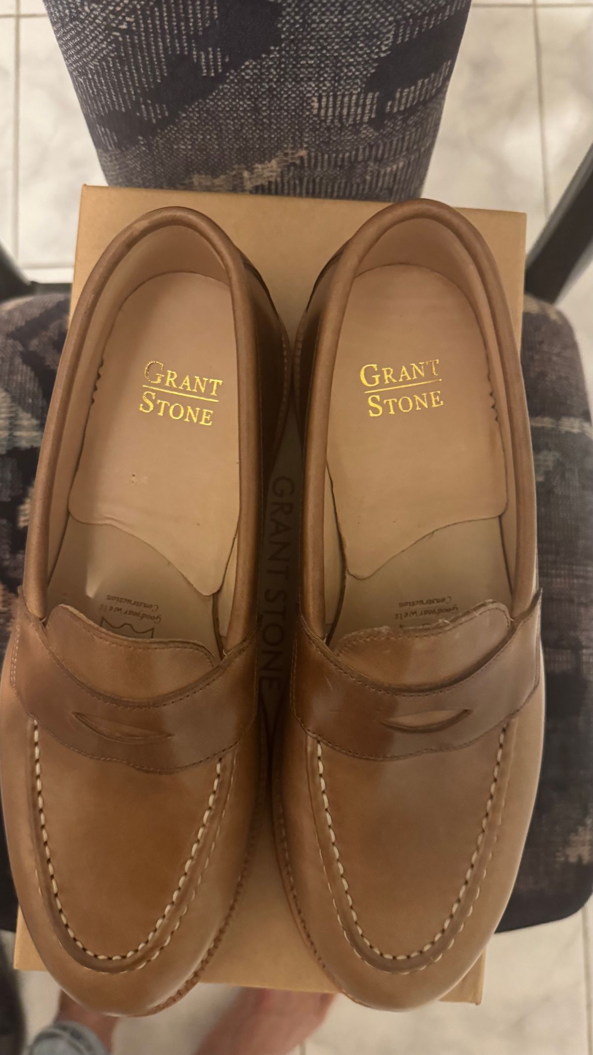 Photo by Josephjay21 on August 1, 2025 of the Grant Stone Traveler Penny in Horween Dune Chromexcel.