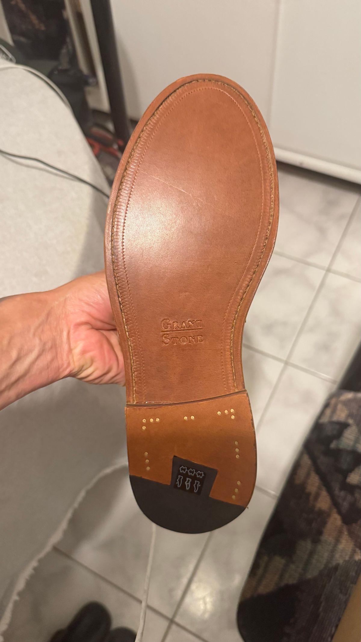 Photo by Josephjay21 on August 1, 2025 of the Grant Stone Traveler Penny in Horween Dune Chromexcel.
