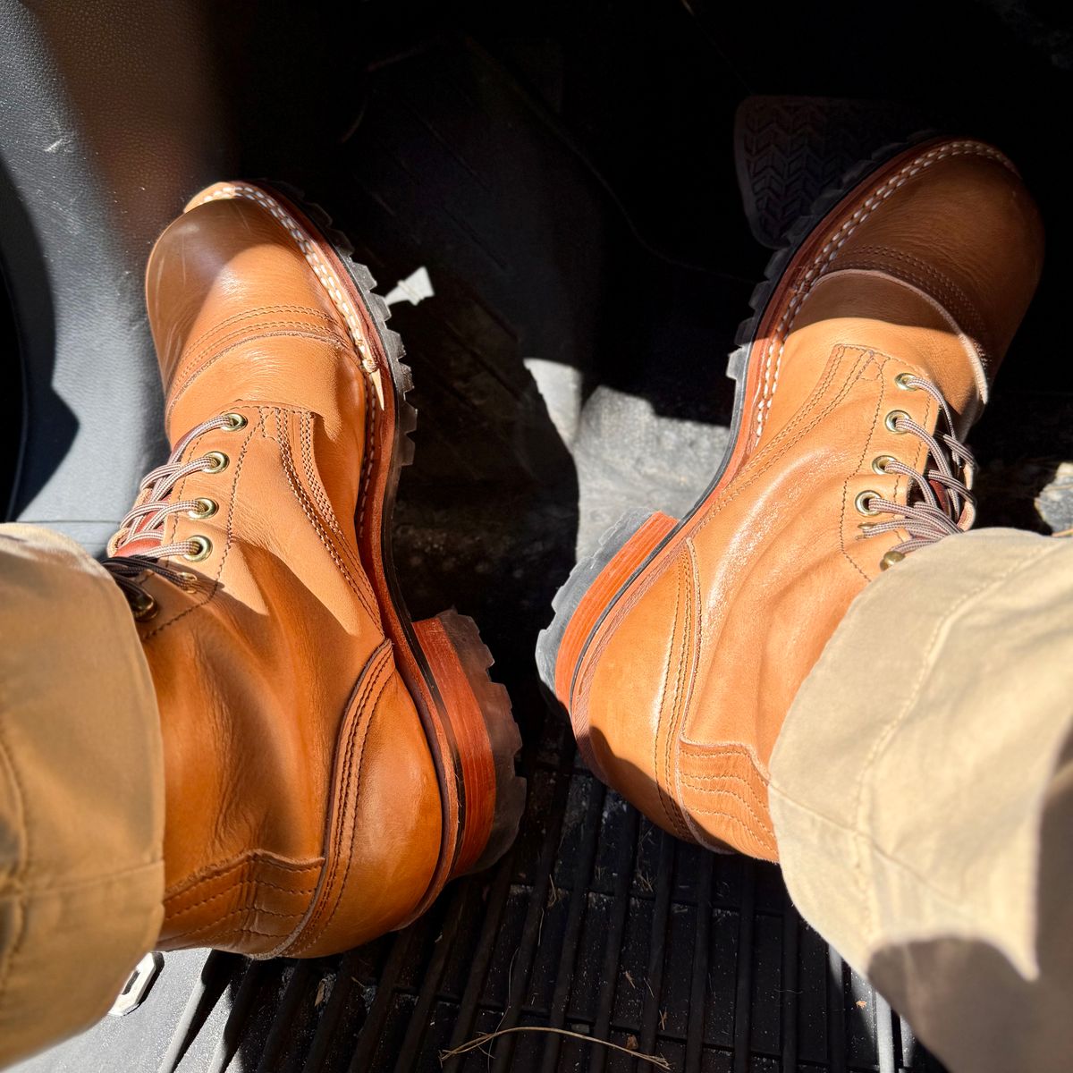 Photo by Ed on September 20, 2025 of the Nicks MTO in Horween Light Natural Dublin.