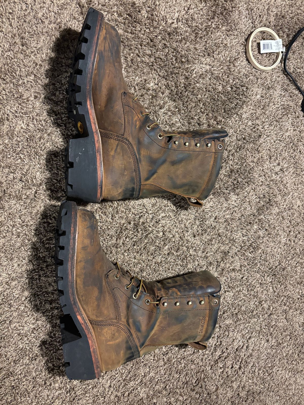 Photo by mylordchanel on October 3, 2025 of the Red Wing Loggermax in Red Wing Leather & Nubuck.