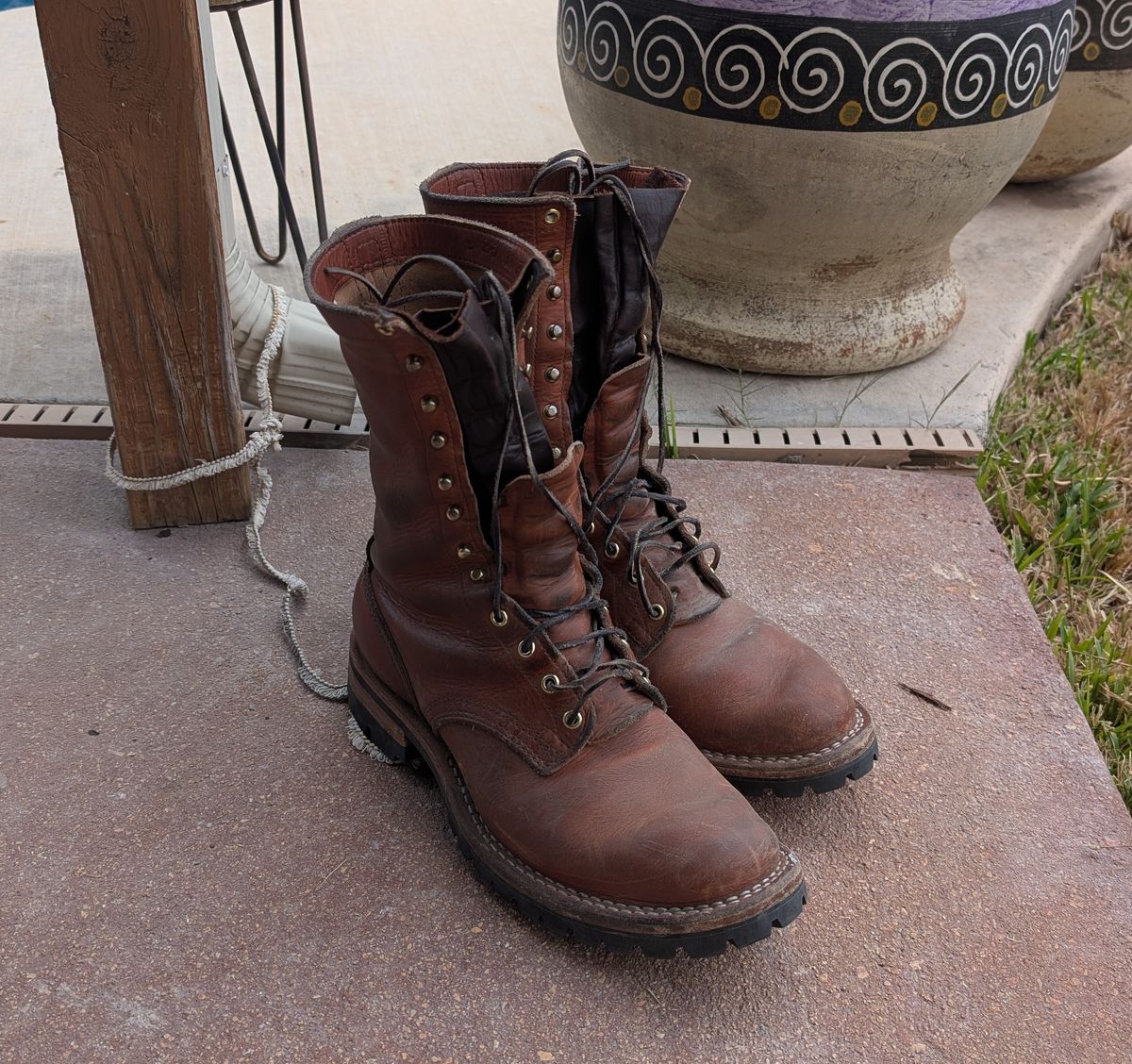 Photo by rayminazzi on November 1, 2025 of the Nicks DomePro in Horween English Tan Dublin.