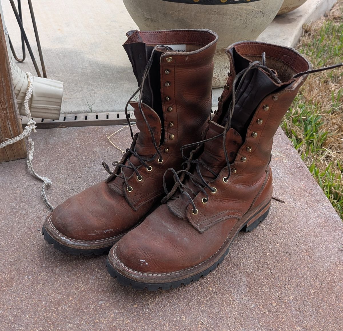 Photo by rayminazzi on November 1, 2025 of the Nicks DomePro in Horween English Tan Dublin.