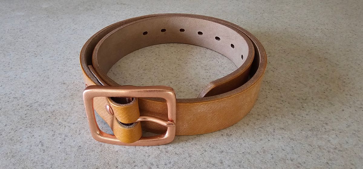 Photo by tastyporkbuns on June 13, 2025 of the Titletowngoods Belt in Baker's London Tan Hatch Grain Bridle.