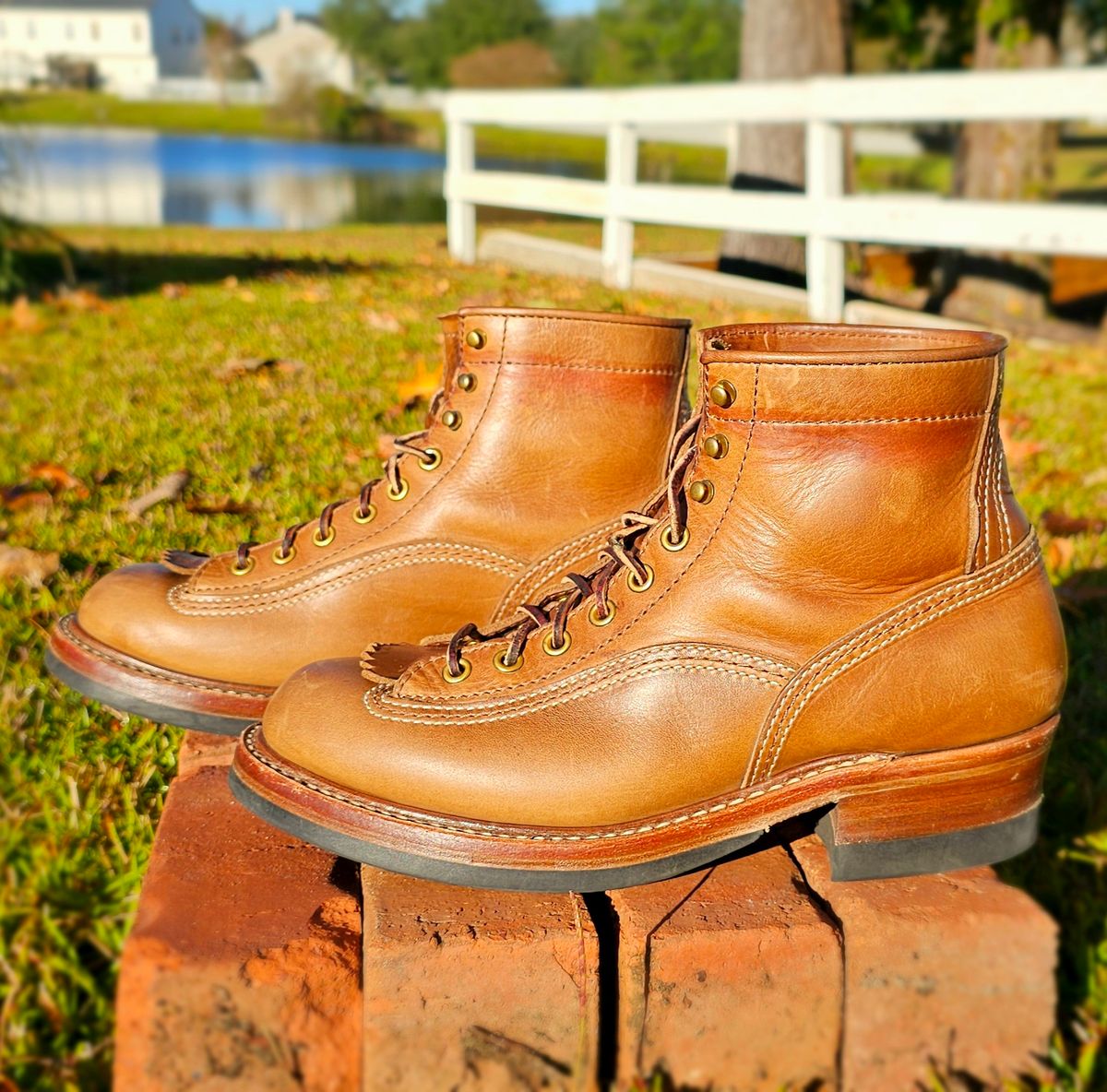 Photo by tastyporkbuns on November 4, 2025 of the John Lofgren Donkey Puncher Boots in Horween Natural Chromexcel.