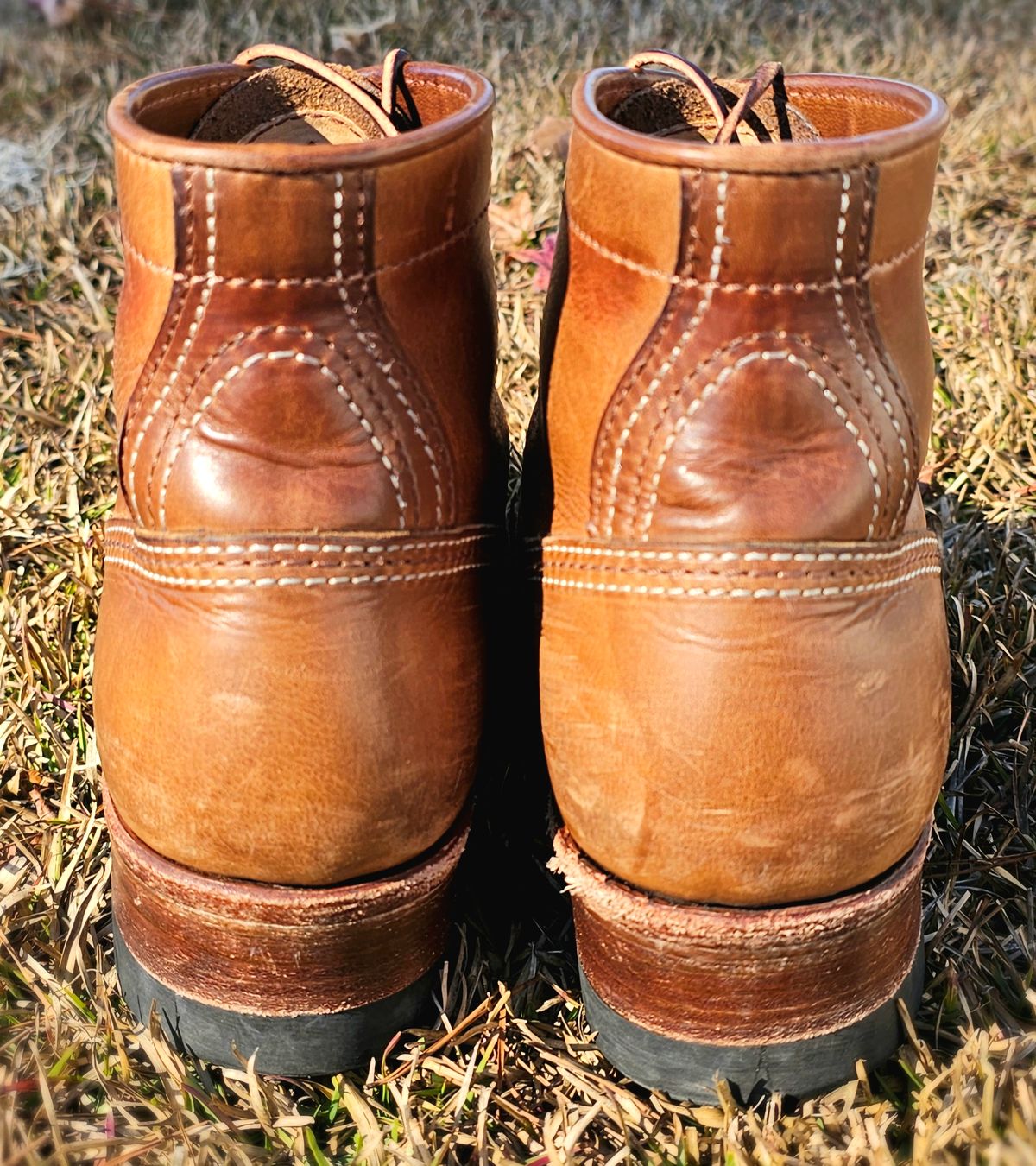 Photo by tastyporkbuns on January 1, 2026 of the John Lofgren Donkey Puncher Boots in Horween Natural Chromexcel.
