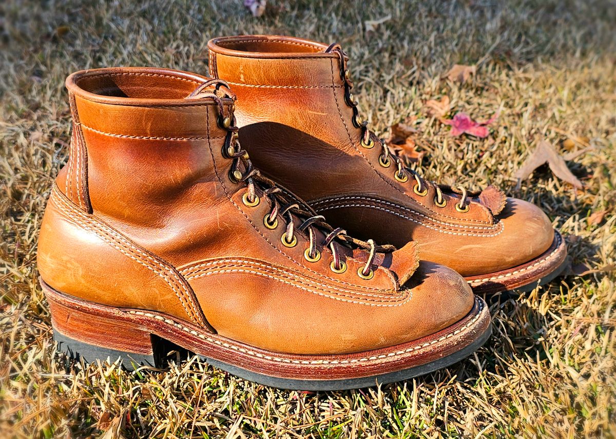 Photo by tastyporkbuns on January 1, 2026 of the John Lofgren Donkey Puncher Boots in Horween Natural Chromexcel.