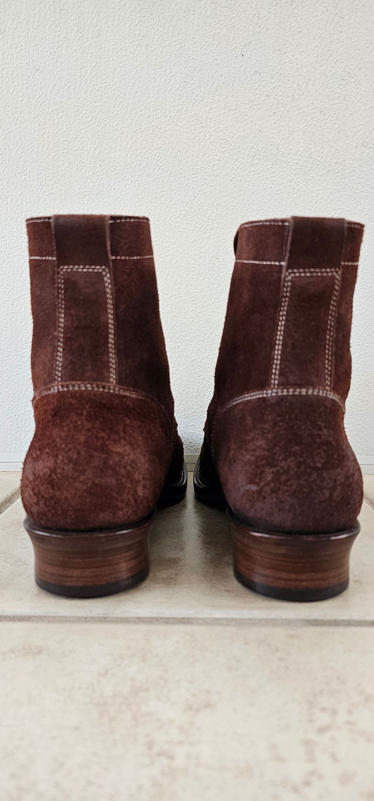 Photo by tastyporkbuns on April 1, 2025 of the WM1978 Paratrooper Boots in C.F. Stead Brown Repello Calf Suede.