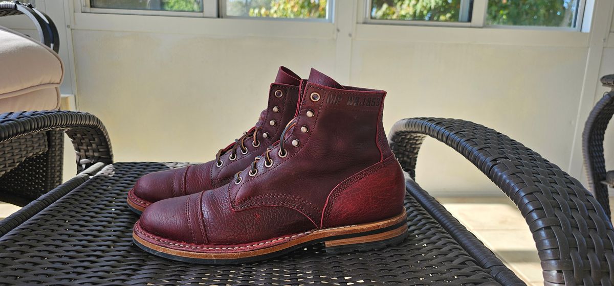 Photo by tastyporkbuns on November 4, 2024 of the White's MP-Sherman Toe Cap in Gallun Leathers Shrunken Calf in Black Cherry.