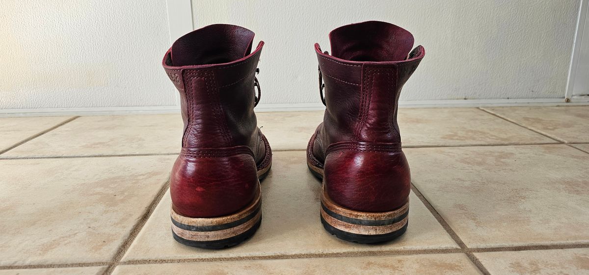 Photo by tastyporkbuns on March 3, 2025 of the White's MP-Sherman Toe Cap in Gallun Leathers Shrunken Calf in Black Cherry.