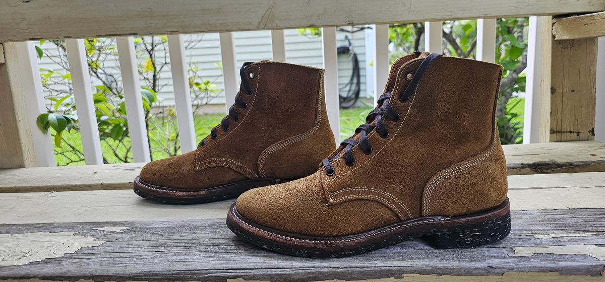 Photo by tastyporkbuns on April 27, 2025 of the Role Club Boondockers in Rich Brown Roughout.