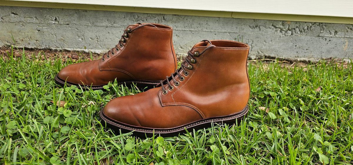 Photo by tastyporkbuns on May 8, 2025 of the Grant Stone Edward Boot in Horween Honey Glazed Shell Cordovan.