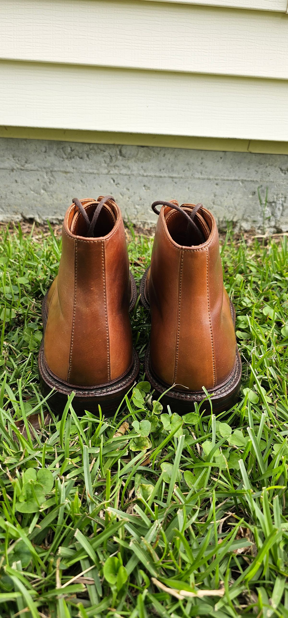 Photo by tastyporkbuns on May 8, 2025 of the Grant Stone Edward Boot in Horween Honey Glazed Shell Cordovan.