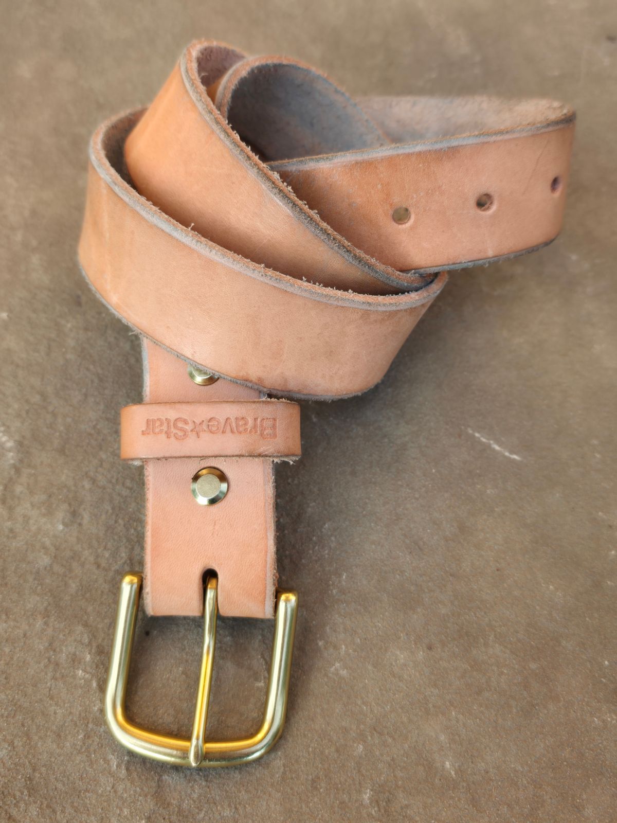 Photo by DaveWilkes on February 5, 2026 of the Brave Star Selvage RW Leather Belt In Vegtan in Unknown Natural Veg Tan.