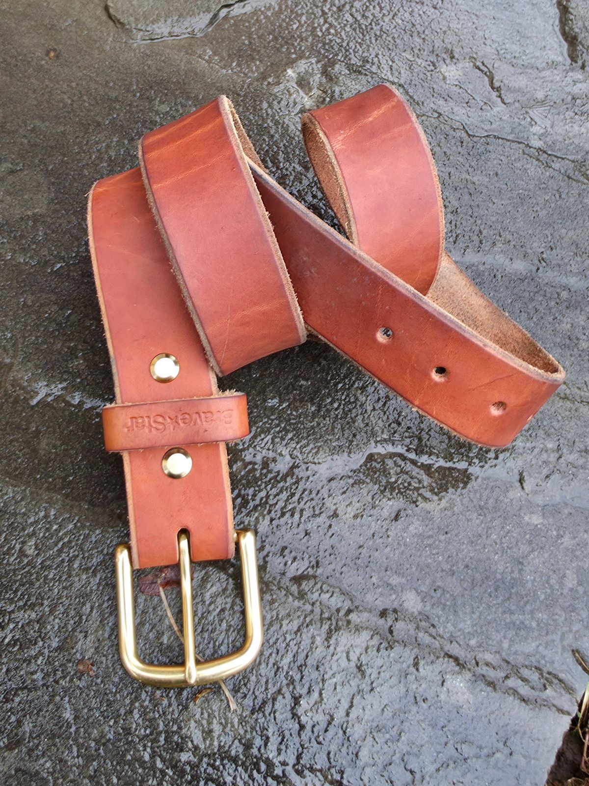 Photo by DaveWilkes on March 5, 2026 of the Brave Star Selvage RW Leather Belt In Vegtan in Unknown Natural Veg Tan.