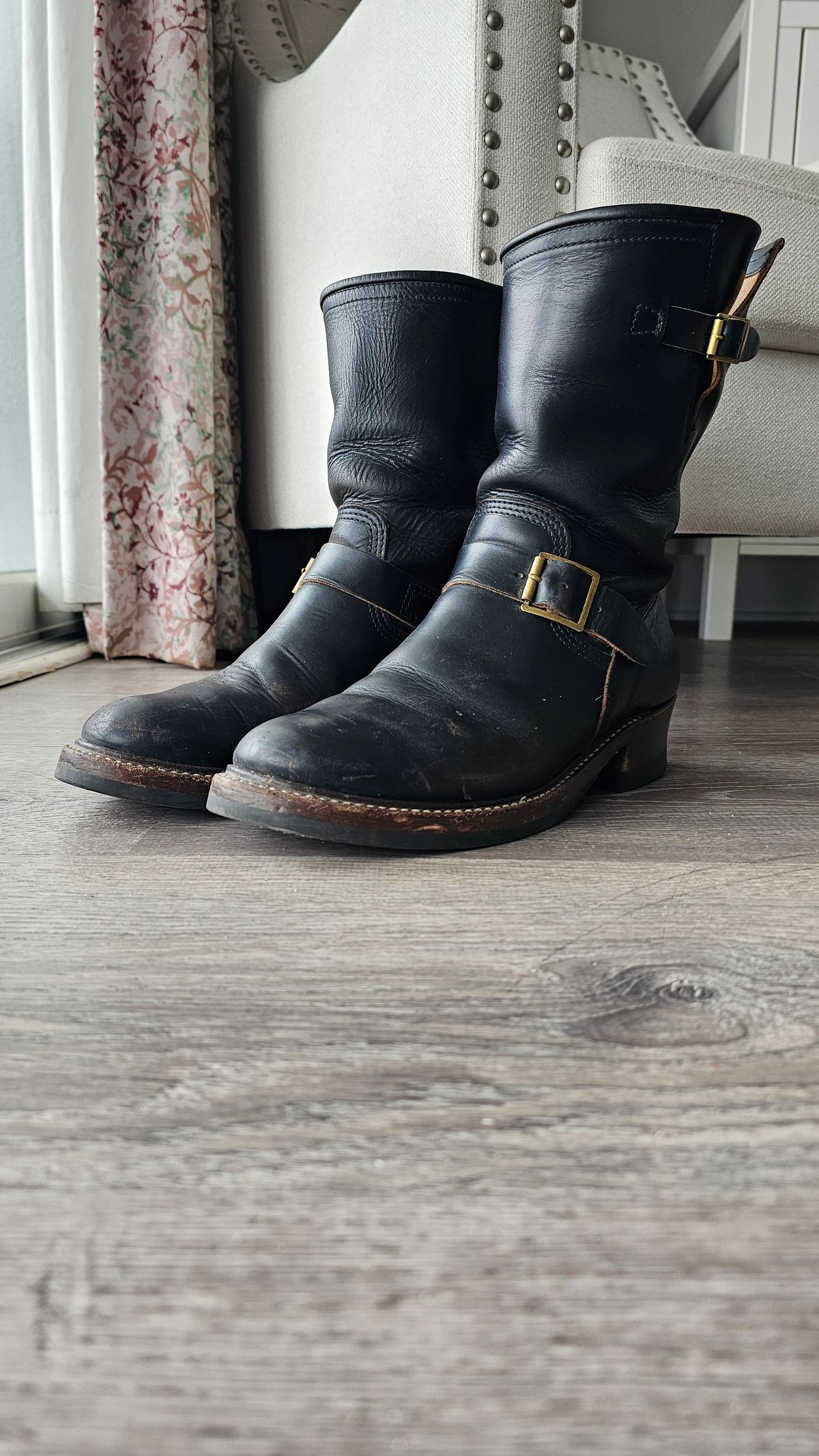 Photo by DaveWilkes on April 21, 2024 of the John Lofgren Wabash Engineer Boots in Horween Black Chromexcel.