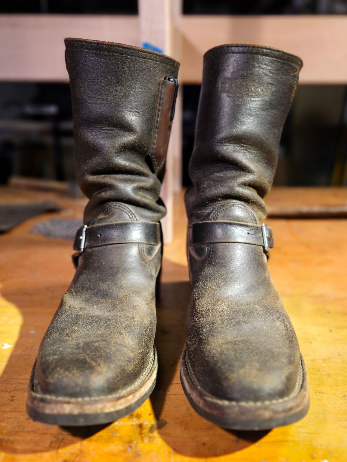 Photo by DaveWilkes on March 5, 2025 of the Wesco Standard And Strange Collab: The Quick Striker in Horween Olive Waxed Flesh.