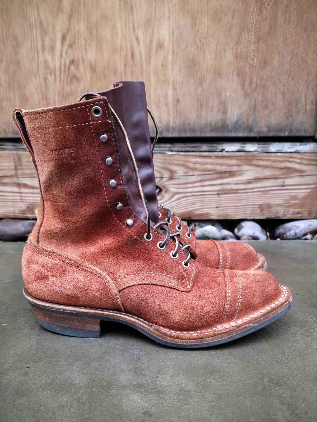 Photo by DaveWilkes on November 5, 2025 of the White's Bounty Hunter in Seidel Red Dog Oil Tan Roughout.