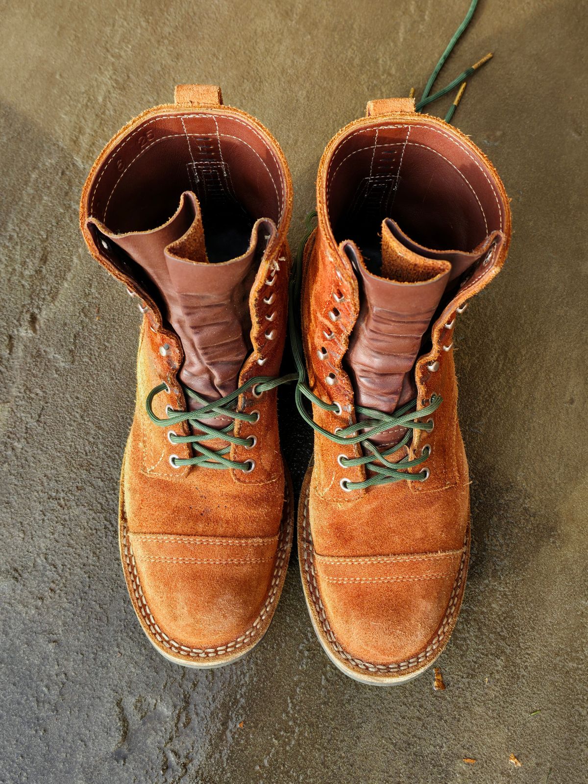 Photo by DaveWilkes on December 1, 2025 of the White's Bounty Hunter in Seidel Red Dog Oil Tan Roughout.