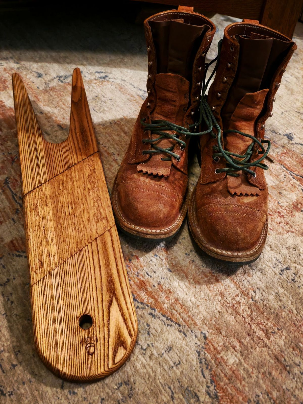 Photo by DaveWilkes on February 5, 2026 of the White's Bounty Hunter in Seidel Red Dog Oil Tan Roughout.