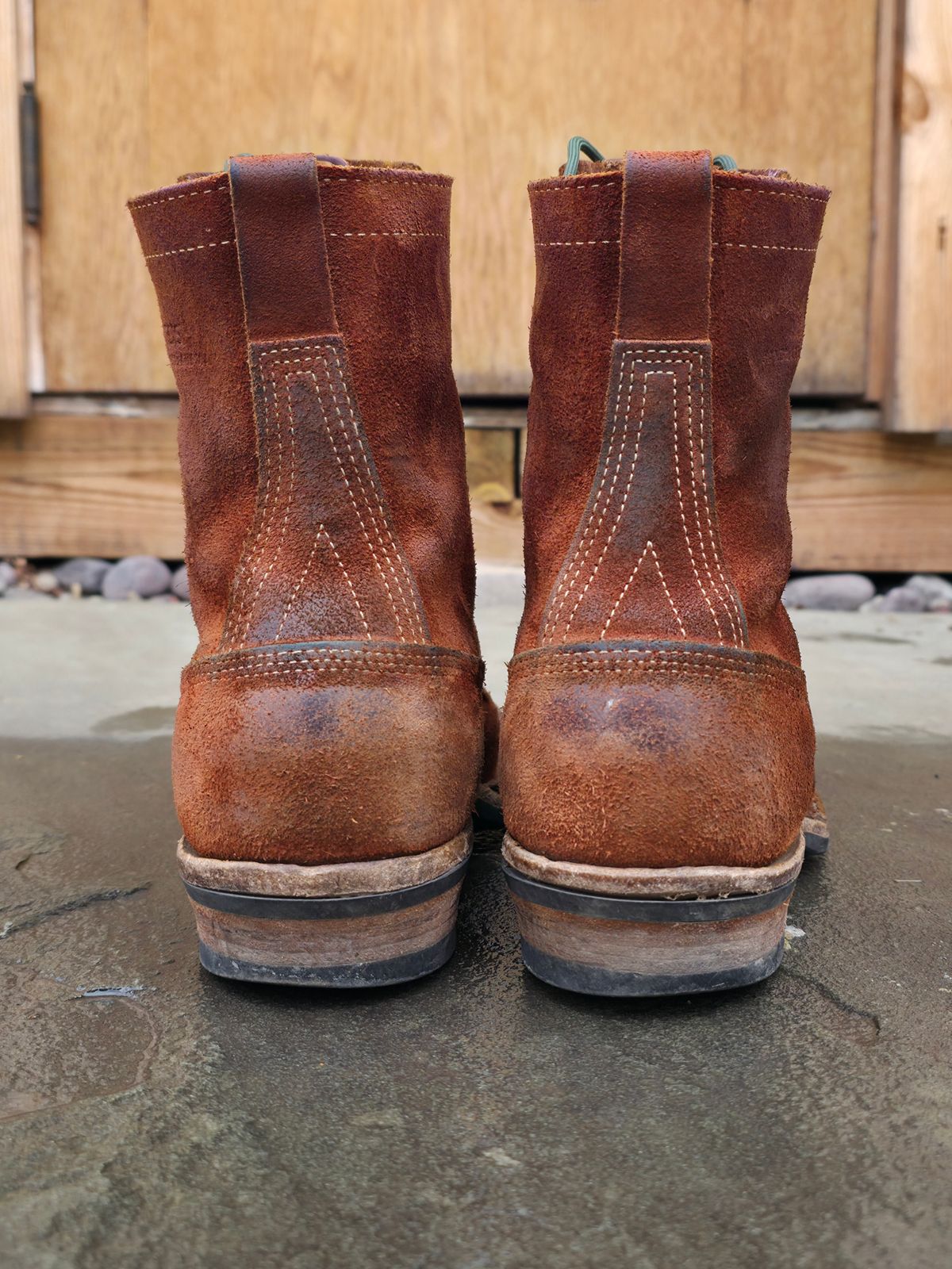 Photo by DaveWilkes on March 5, 2026 of the White's Bounty Hunter in Seidel Red Dog Oil Tan Roughout.