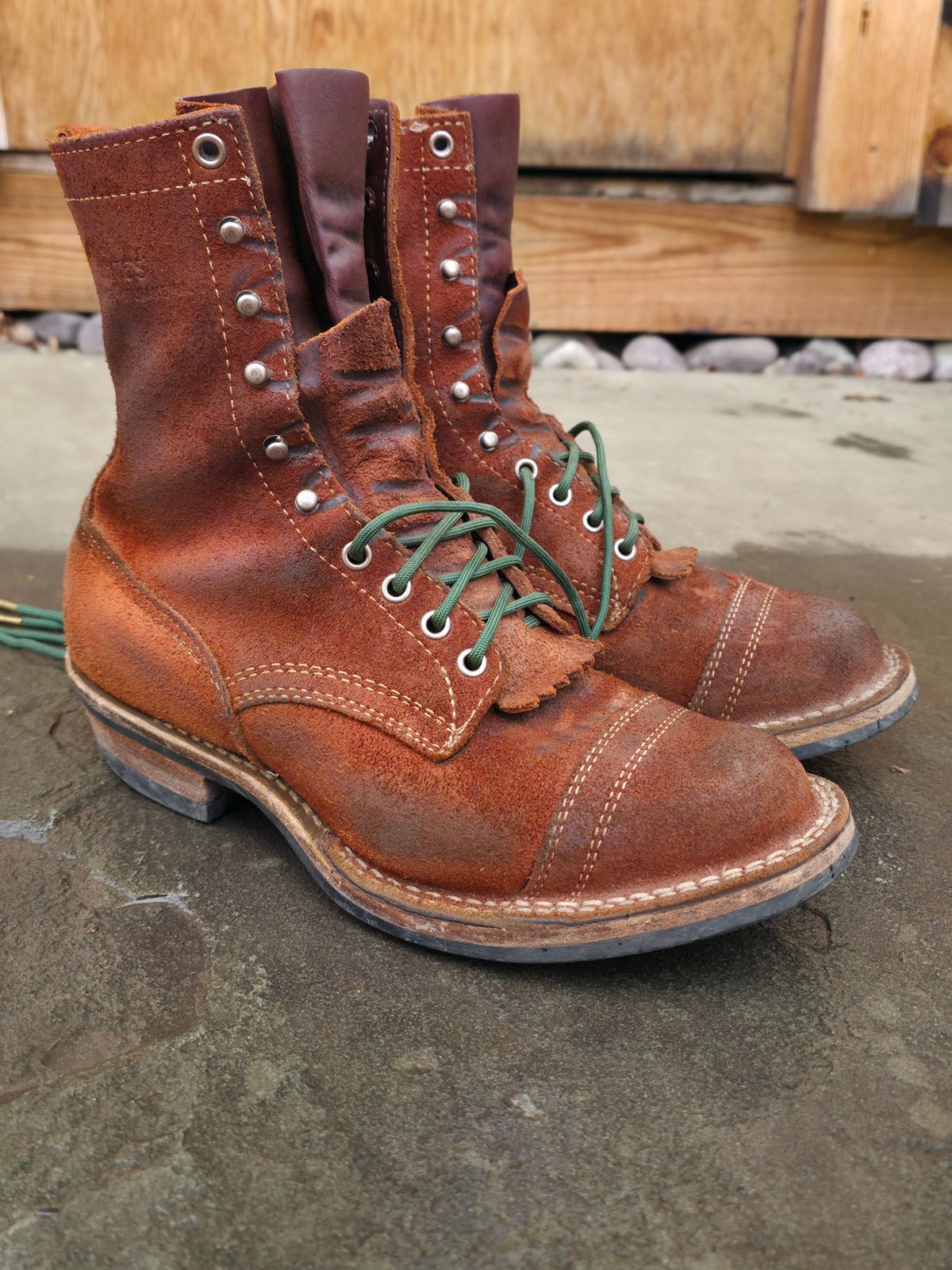 Photo by DaveWilkes on March 5, 2026 of the White's Bounty Hunter in Seidel Red Dog Oil Tan Roughout.