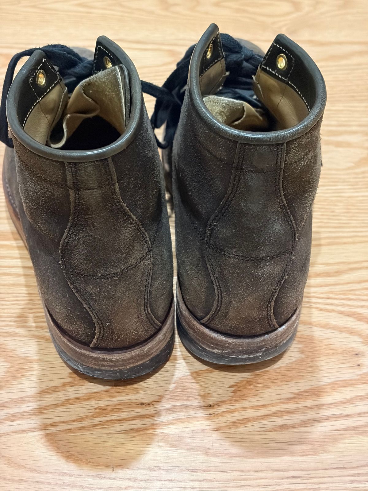 Photo by Tuan_Nguyen on February 5, 2026 of the Sagara Cordmaster in Badalassi Carlo Oliva Minerva Reverse Overdyed Black.