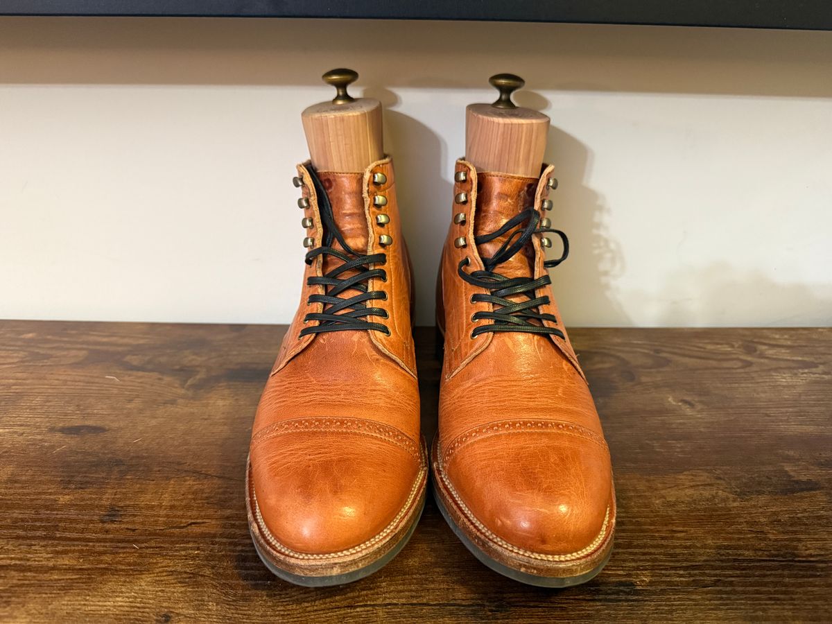 Photo by Shabazkilla on March 8, 2025 of the Viberg Service Boot BCT in Horween Natural Dublin.