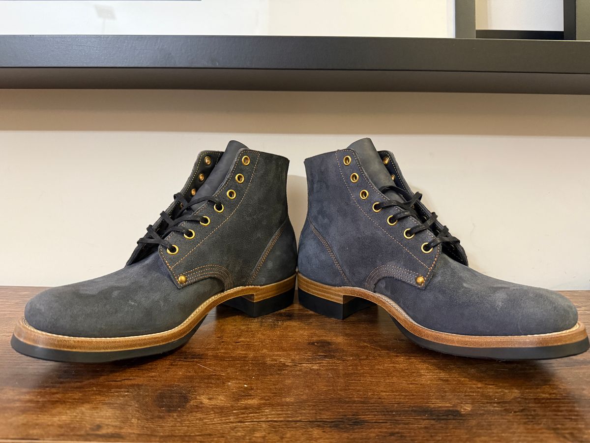 Photo by Shabazkilla on October 9, 2025 of the Iron Boots The Great Escape in Horween Navy Chamois Roughout.