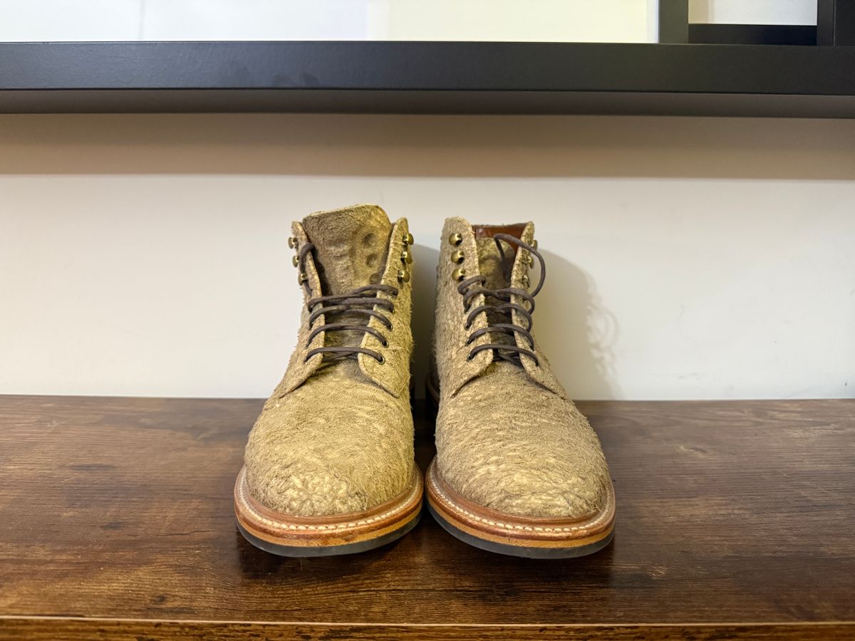 Photo by Shabazkilla on March 8, 2025 of the Grant Stone Edward Boot in C.F. Stead Milkshake Rough Suede.