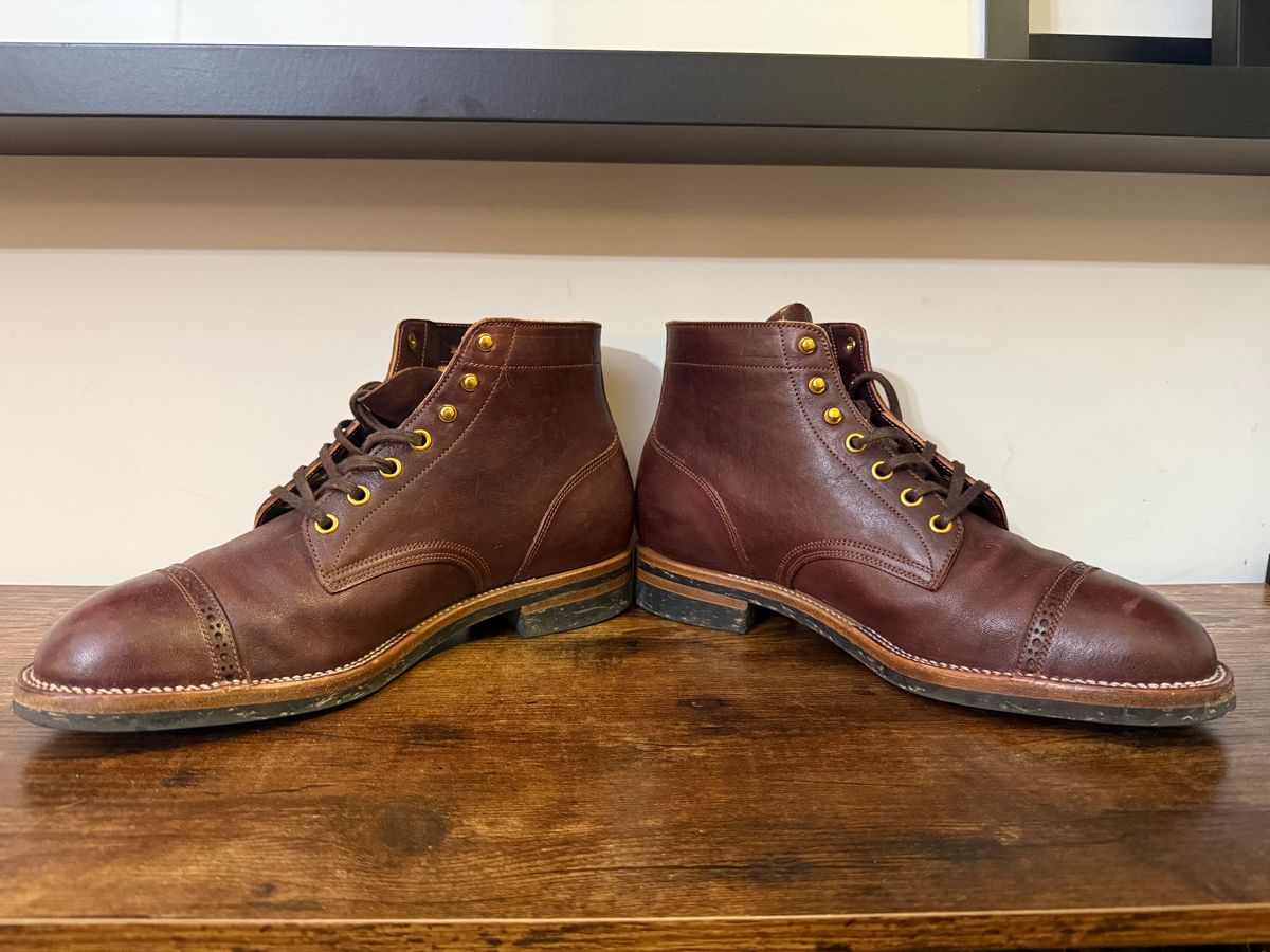 Photo by Shabazkilla on March 8, 2025 of the Iron Boots Devil Dog in Maryam Burgundy Hand-Dyed Horsehide.
