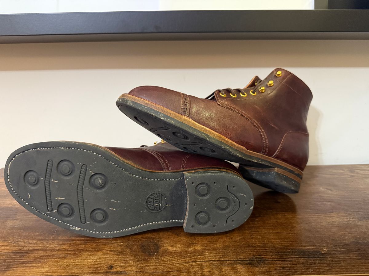 Photo by Shabazkilla on March 8, 2025 of the Iron Boots Devil Dog in Maryam Burgundy Hand-Dyed Horsehide.