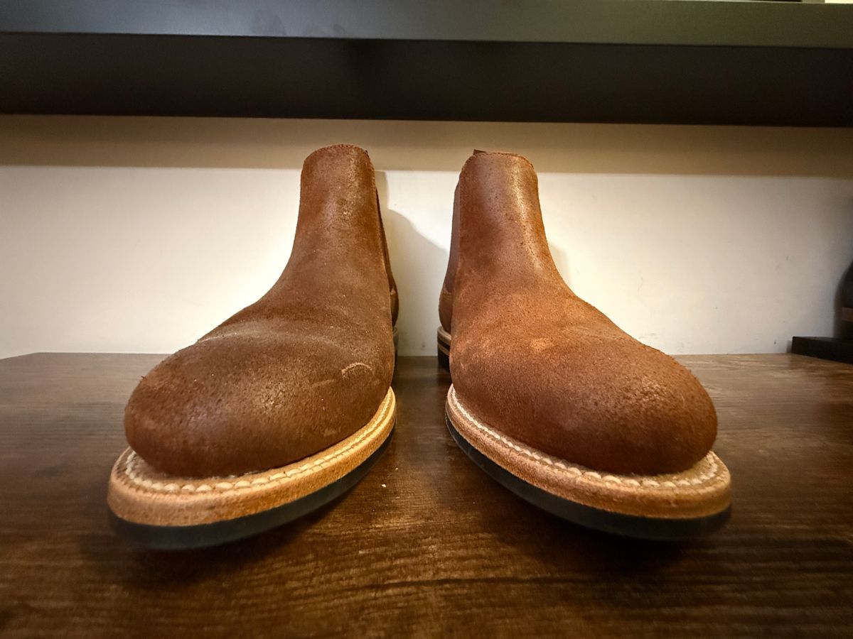 Photo by Shabazkilla on October 13, 2025 of the Grant Stone Chelsea Boot in C.F. Stead Dark Oak Roughout.