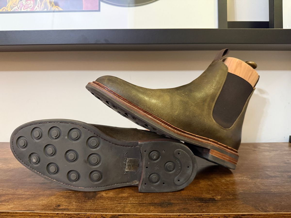 Photo by Shabazkilla on March 8, 2025 of the Meermin Wholecut Chelsea Boot in C.F. Stead Caper Green Waxy Kudu.