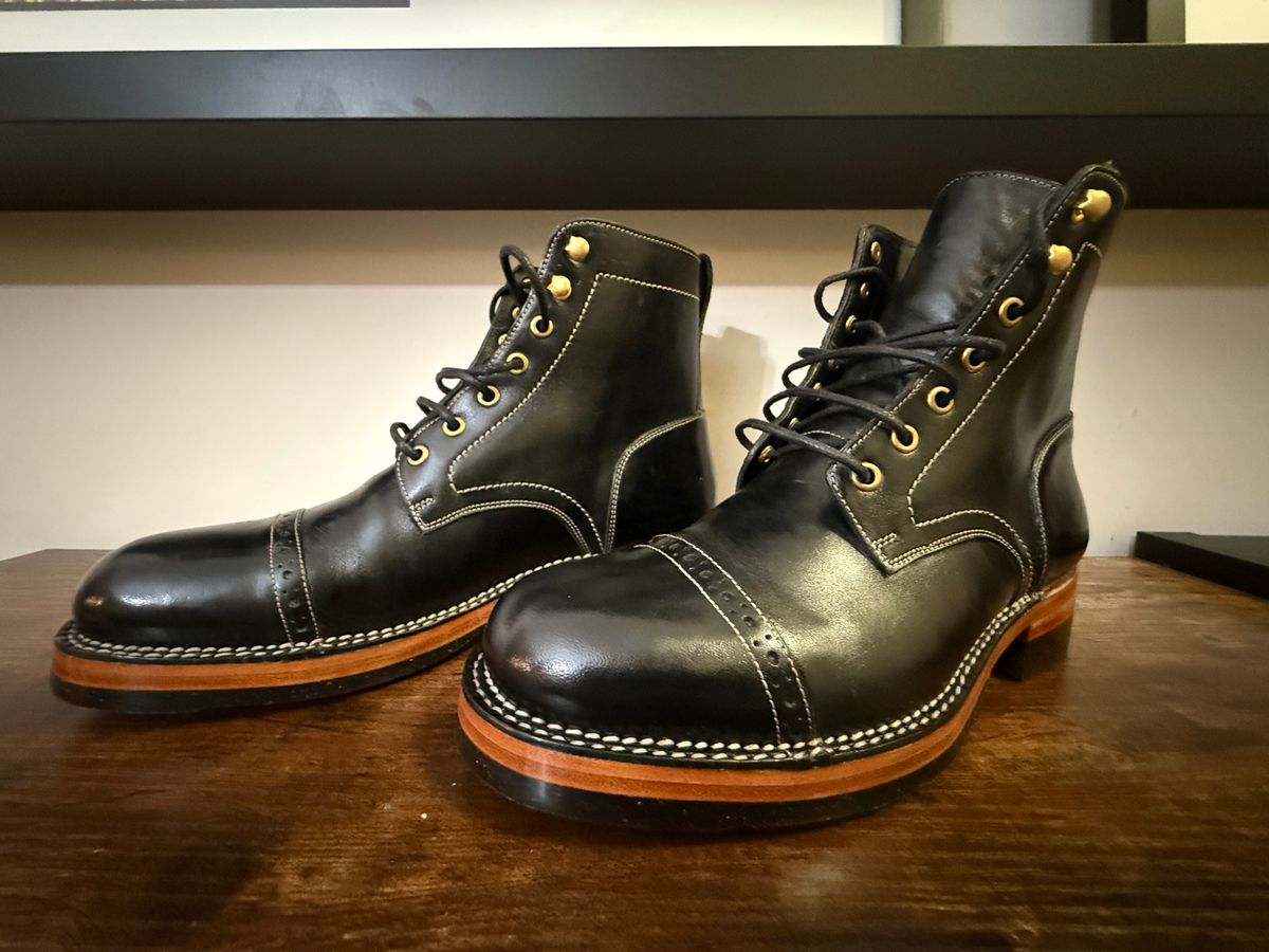 Photo by Shabazkilla on October 15, 2025 of the Blkbrd Shoemaker Luchador-Z in Maryam Black TPR Horsebutt.