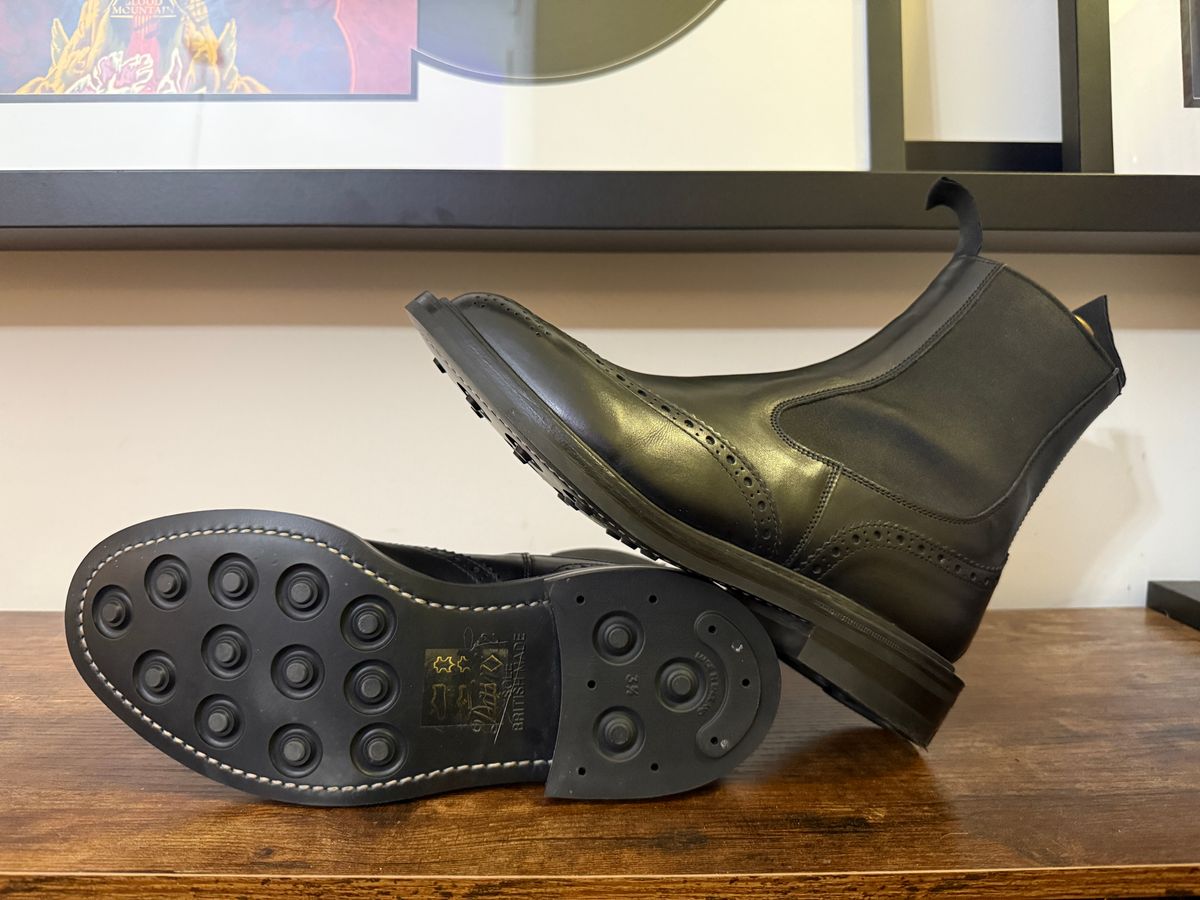 Photo by Shabazkilla on March 8, 2025 of the Tricker's Henry Country Dealer Boot in Black Calf.