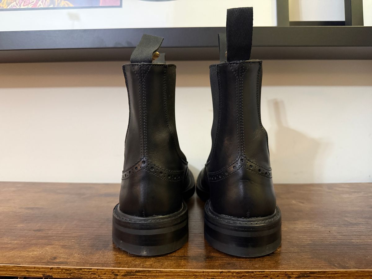 Photo by Shabazkilla on March 8, 2025 of the Tricker's Henry Country Dealer Boot in Black Calf.
