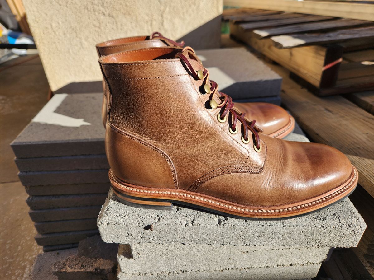 Photo by Chris2Fur on December 19, 2025 of the Grant Stone Diesel Boot in Horween Dune Chromexcel.