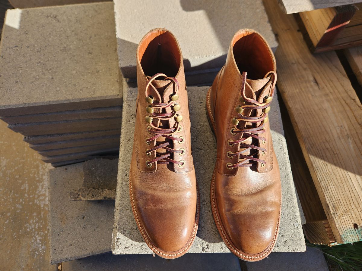 Photo by Chris2Fur on December 19, 2025 of the Grant Stone Diesel Boot in Horween Dune Chromexcel.