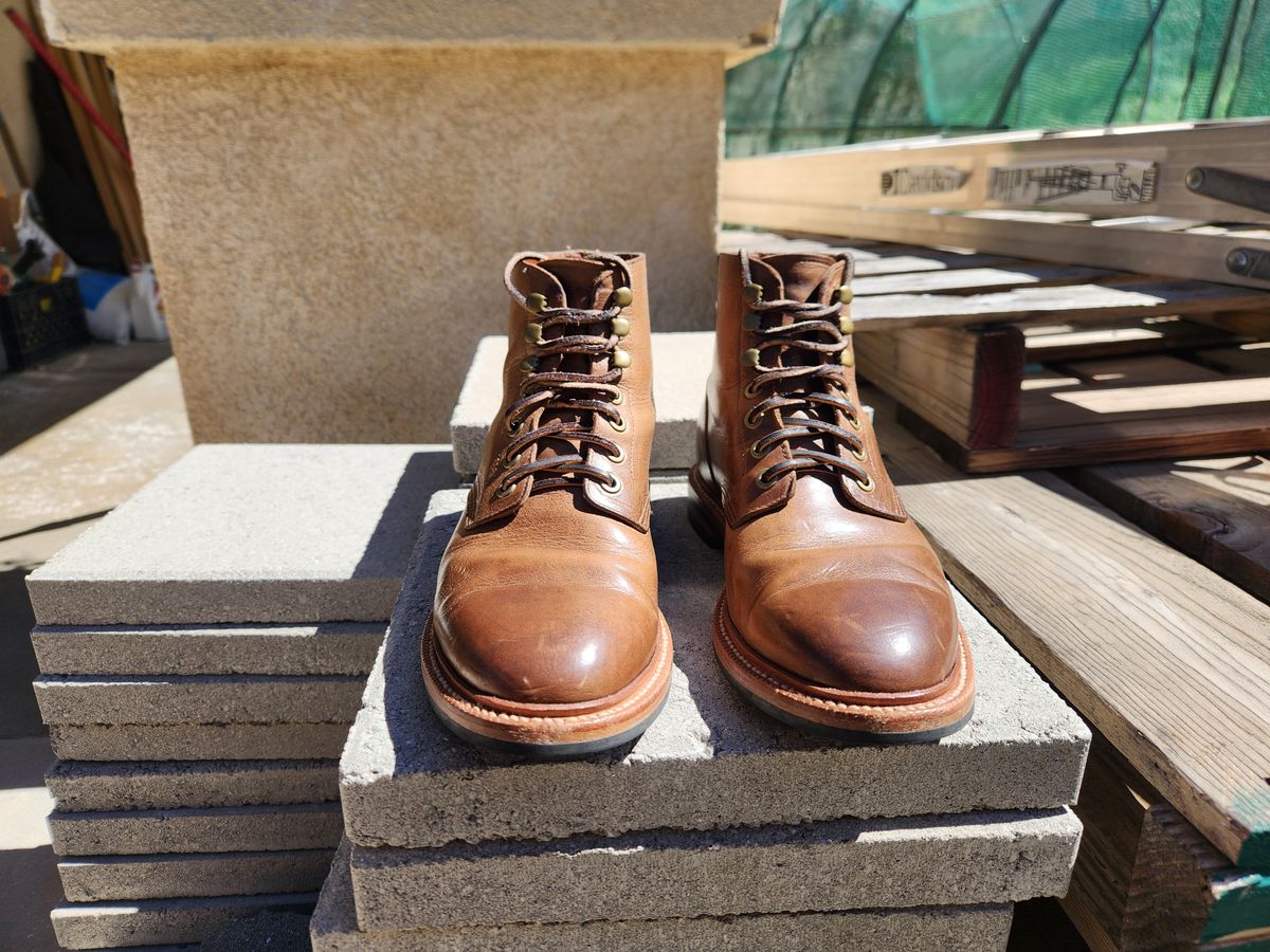 Photo by Chris2Fur on March 18, 2026 of the Grant Stone Diesel Boot in Horween Dune Chromexcel.