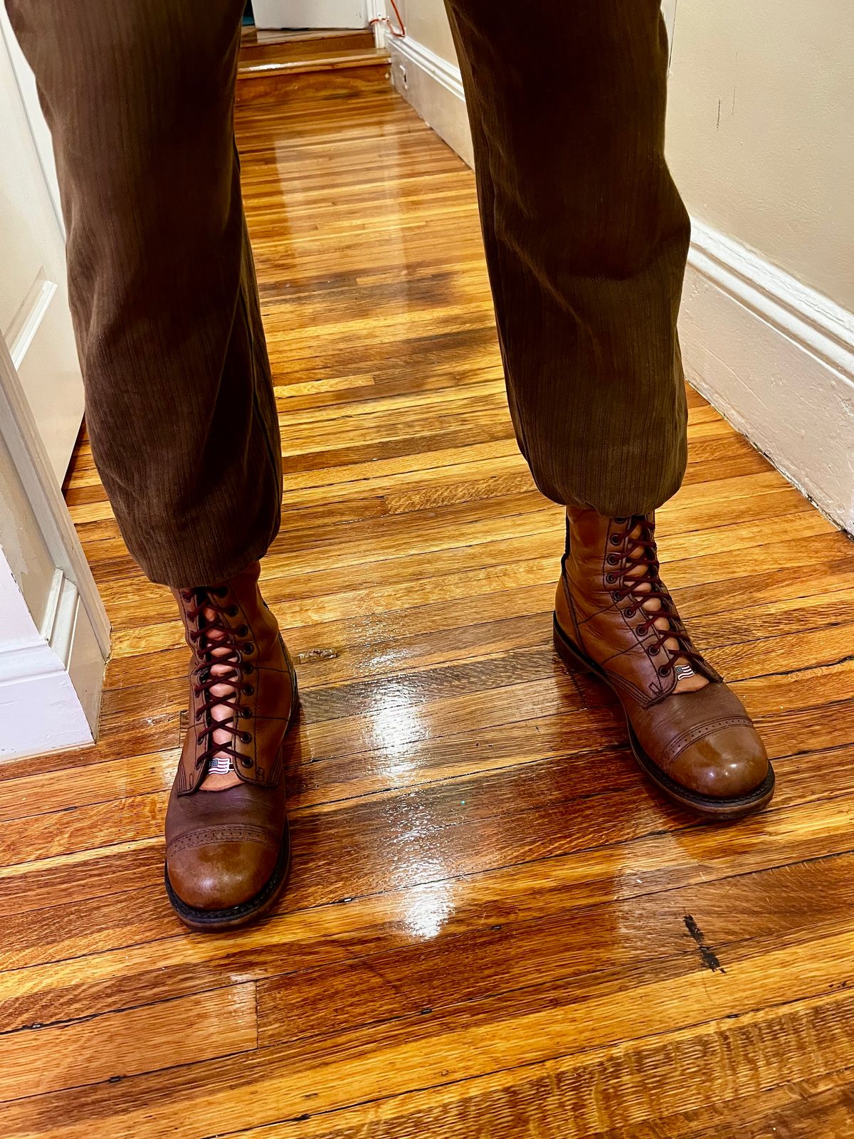 Photo by Hlmazur on October 9, 2024 of the Corcoran Jump Boot in Hand Dyed Light Tan.