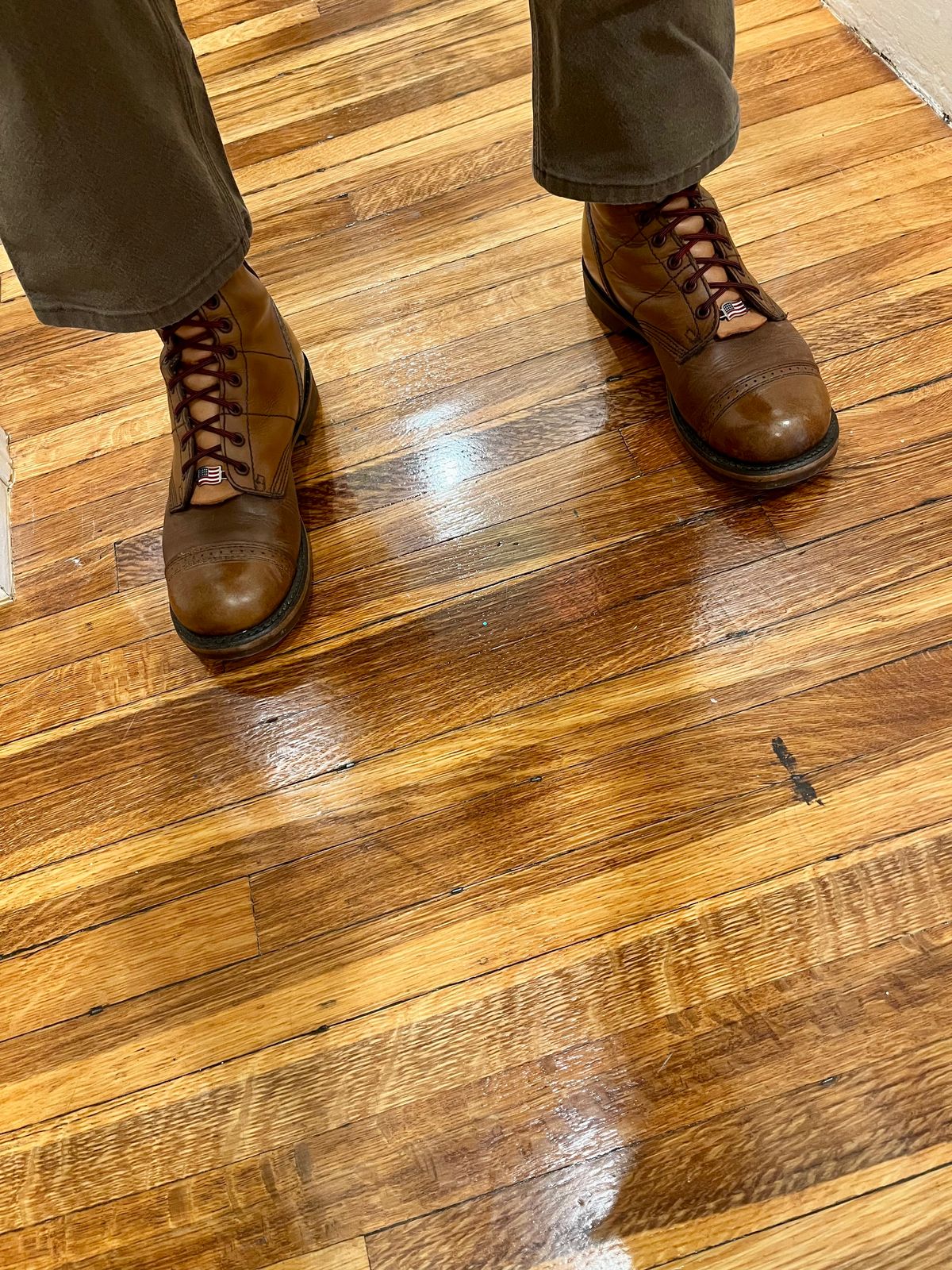 Photo by Hlmazur on October 10, 2024 of the Corcoran Jump Boot in Hand Dyed Light Tan.