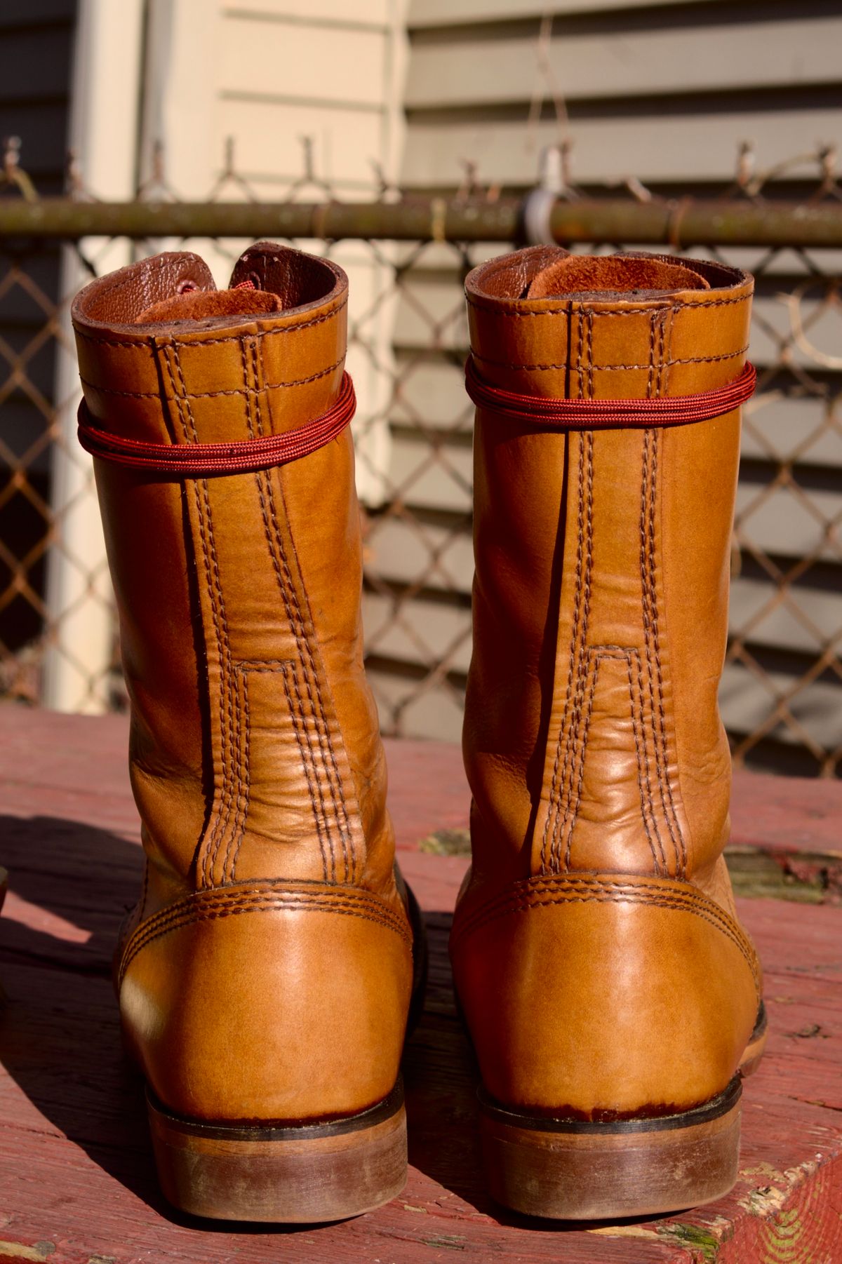 Photo by Hlmazur on November 1, 2024 of the Corcoran Jump Boot in Hand Dyed Light Tan.