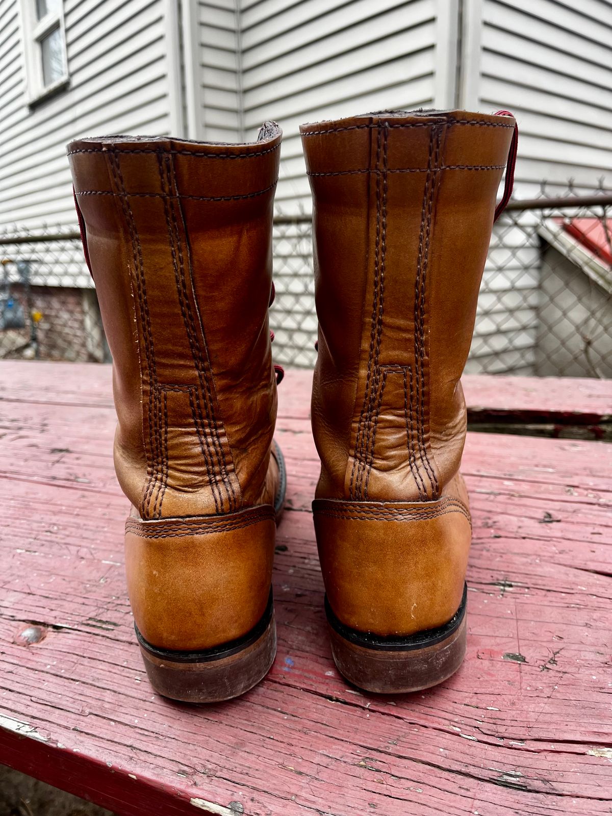 Photo by Hlmazur on January 5, 2025 of the Corcoran Jump Boot in Hand Dyed Light Tan.