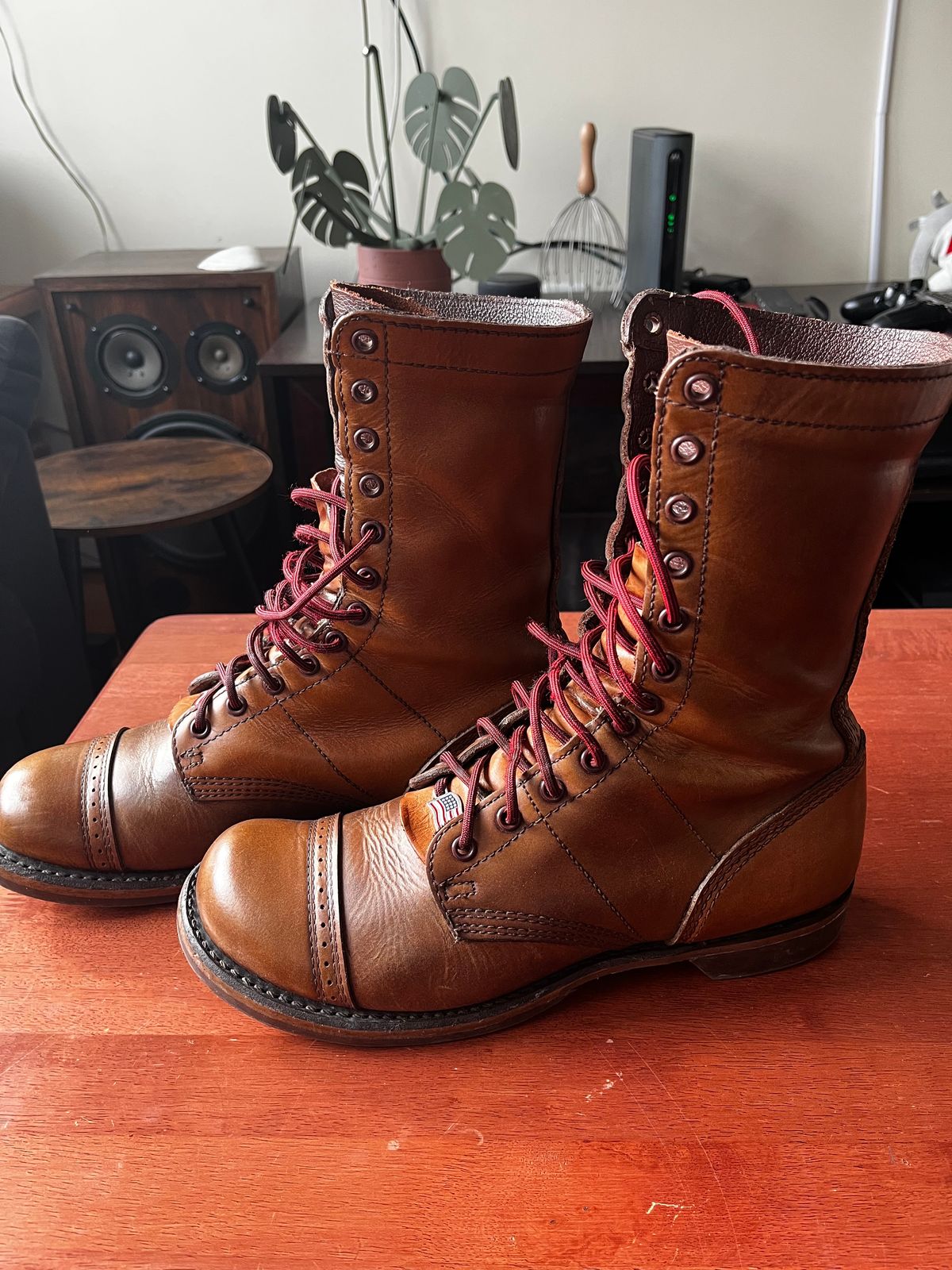 Photo by Hlmazur on March 4, 2025 of the Corcoran Jump Boot in Hand Dyed Light Tan.