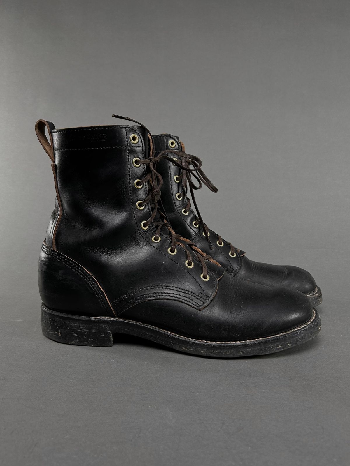 Photo by Wesbornbrand on November 6, 2024 of the Wesborn Custom Model in Horween Black Chromexcel.