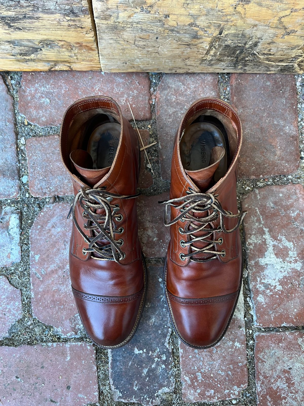 Photo by quaidieurodeo on October 2, 2025 of the Viberg Service Boot BCT in Maryam Used Cuoio Vitello Calf.